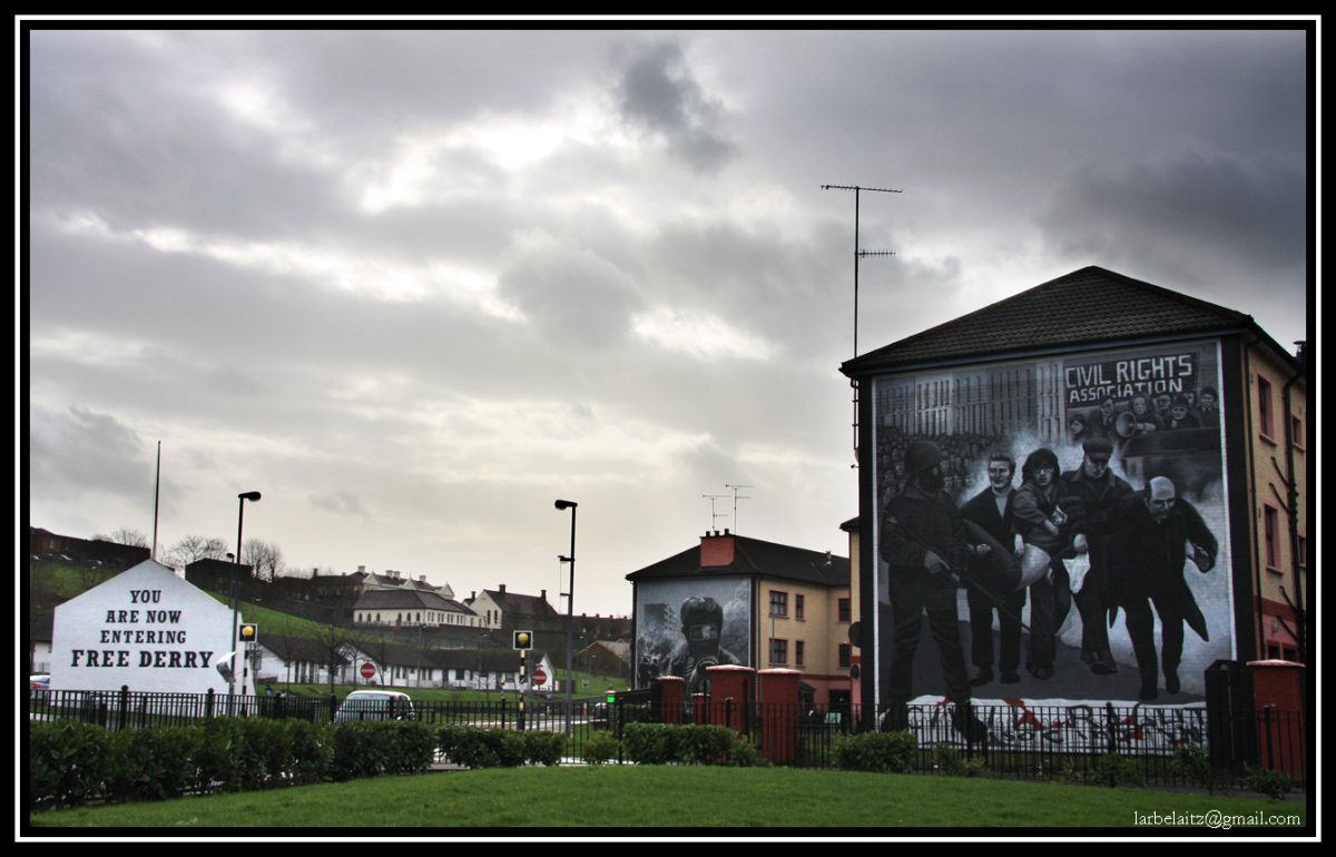 Wchodzisz do Free Derry; fot. larbelaitz, flickr.com