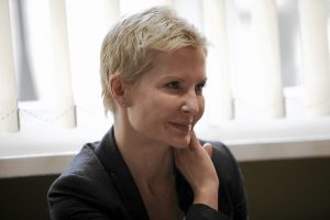 16.09.2010 WARSZAWA , FUNDACJA SPELNIONYCH MARZEN , DZIENNIKARKA JOANNA RACEWICZ PODCZAS INAUGURACJI DZIALALNOSCI DOMU RODZICA . FOT. FRANCISZEK MAZUR / AGENCJA GAZETA