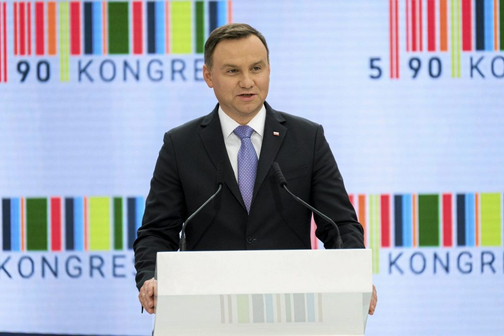 17.11.2016 Jasionka , Centrum Wystawienniczo Kongresowe . Prezydent RP Andrzej Duda podczas kongresu 590 . Fot. Patryk Ogorzalek / Agencja Gazeta