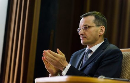 W pierwszej dziesiątce banków francuskich niemal wszystkie są pod kontrolą francuską, a u nas ponad 65 proc. sektora bankowego jest w rękach zagranicznych.
Jeden na jeden, TVN24