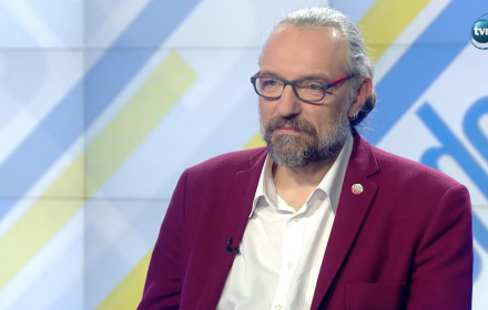 W 1918 r. zgodził się na objęcie władzy przez swojego rywala Józefa Piłsudskiego. (...) Działacz niepodległościowy, postulujący zjednoczenie wszystkich ziem polskich i uzyskanie autonomii. Dyskusyjna postać w naszej historii.
Wpis na Facebooku