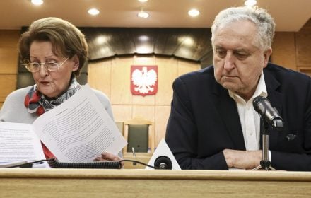 Trybunał Konstytucyjny wziął w łapę od Adenauera. Kościół też Trybunał Konstytucyjny wziął w łapę od Adenauera. Kościół też