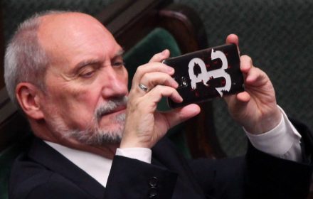 Na okres związany (…) ze stworzeniem Komitetu Obrony Robotników zawarliśmy, między nami a lewicą laicką, pewnego rodzaju pakt o nieagresji. Na bardzo krótki, jak się okazało, czas.
Promocja książki „Harcerska droga do niepodległości”