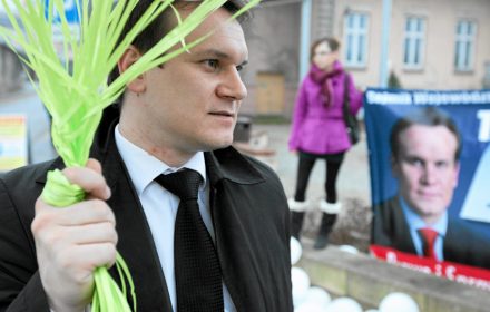 W przypadku generała Sikorskiego po 65 latach dowiedzieliśmy się, że to nie było uduszenie, więc ekshumacje mają sens. Już nie wspomnę o ekshumacjach postaci sprzed tysięcy lat, jak Tutenchamon, ale już nie chce porównywać.
"Wybory w TOK-u", TOK FM