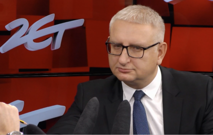 Zasługi posła Piotrowicza są na tyle znaczące i ważne dla niepodległej Polski, że całkowicie niwelują jego zaangażowanie w PRL.
Radio ZET