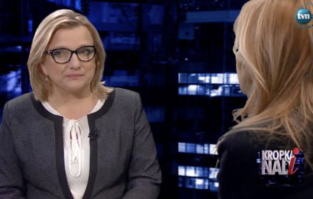 Organizatorem lotu była Kancelaria Premiera. Organizatorem lotu była Kancelaria Premiera. Kancelaria Prezydenta mogła podać skład nawet dziesięciokrotnie większy, miała do prawo, ale organizatorem lotu była Kancelaria Premiera Rzeczypospolitej Polskiej.
"Kropka nad i", TVN24