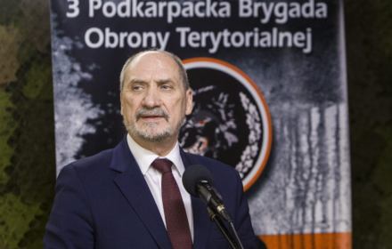 Zaciąg Macierewicza. Wojska Obrony Terytorialnej meldują gotowość Zaciąg Macierewicza. Wojska Obrony Terytorialnej meldują gotowość