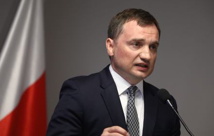 Nie widziałem aktywności pana Bodnara, kiedy władze Warszawy podejmowały działania sprzeczne z prawem wobec obywateli
Gość Wiadomości TVP