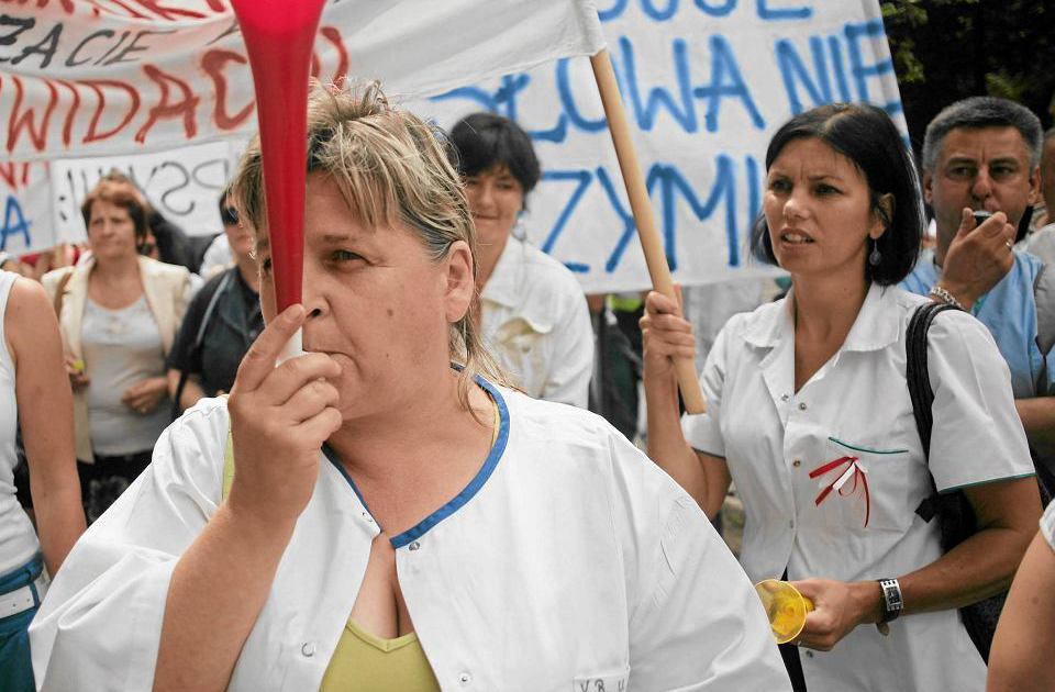 Znowu protest pielęgniarek? Rząd PiS proponuje ...