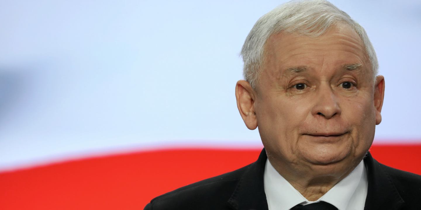 Kaczyński w panice, sam sobie zadaje kłam, by ratować wizerunek PiS.  Pazurkami próbuje zatrzymać zjazd