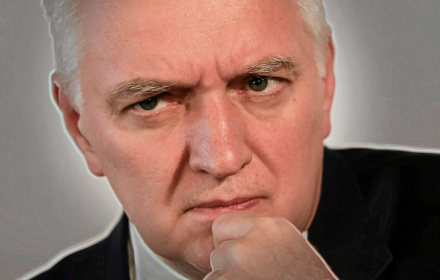 Jeżeli będzie orzeczenie Trybunału Sprawiedliwości UE, tutaj chciałbym jednoznacznie tę sprawę przeciąć. Polska dostosuje się do tych orzeczeń w takim zakresie, w jakim Trybunał ma uprawnienia. W Polsce jest konsensus co do stosowania się do wyroków TS
Wypowiedź w "Kwadransie politycznym" TVP1