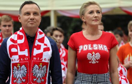 Duda w Australii zaprasza Polaków do kościoła. Polonia protestuje duda edukacja