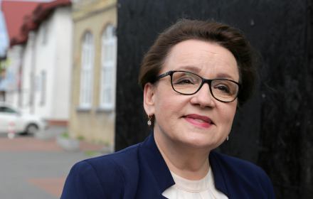 Przy okazji zachęcam samorządy do inwestowania w dodatki motywacyjne dla pedagogów, psychologów, wychowawców w celu wzmocnienia skuteczności ich pracy. To lepsza droga do walki z wszelką dyskryminacją niż ideologicznie motywowane akcje polityczne.
wpolityce.pl