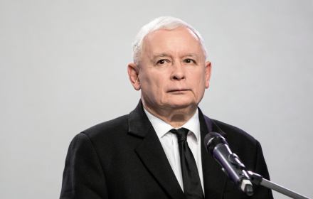 Chciałem zrobić coś bardzo pożytecznego z punktu widzenia nie tylko mojego obozu politycznego, ale po prostu Polski. Nieco zrównoważyć sytuację na rynku idei. Chodzi mi konkretnie o fundację Batorego, bardzo, ale to bardzo lewicową
Wywiad w RMF FM