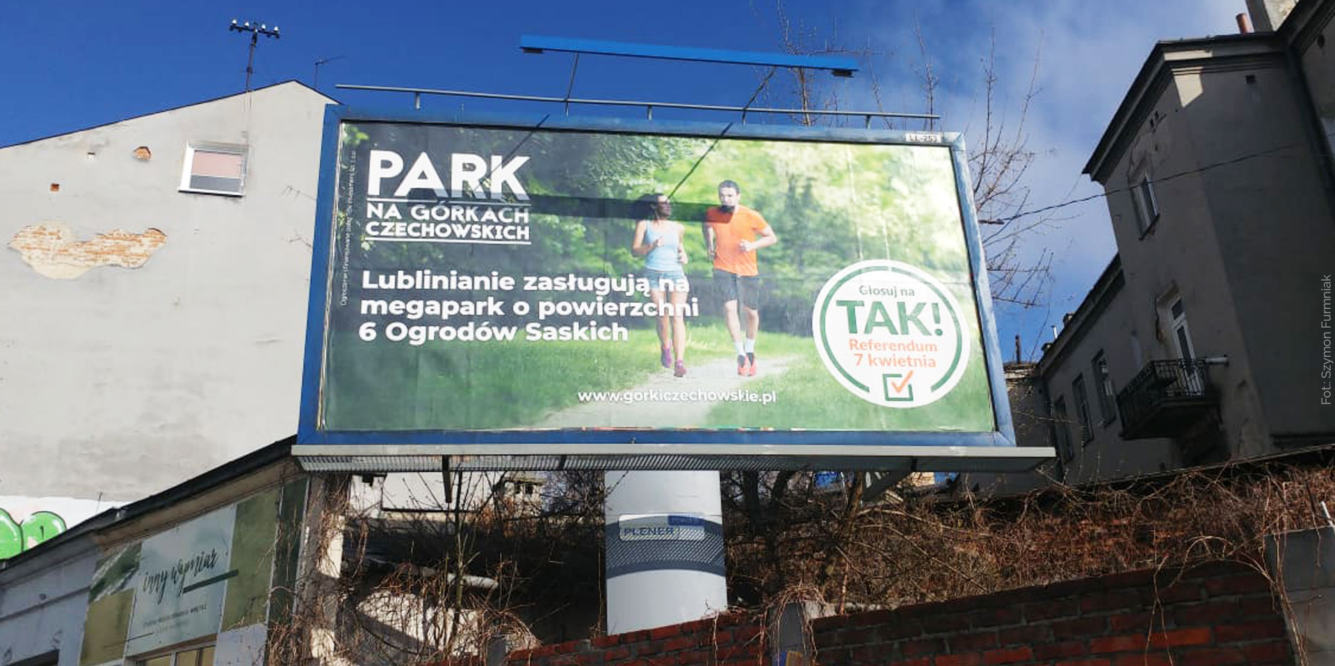 Banner zachęcający do głosowania w referendum na tak