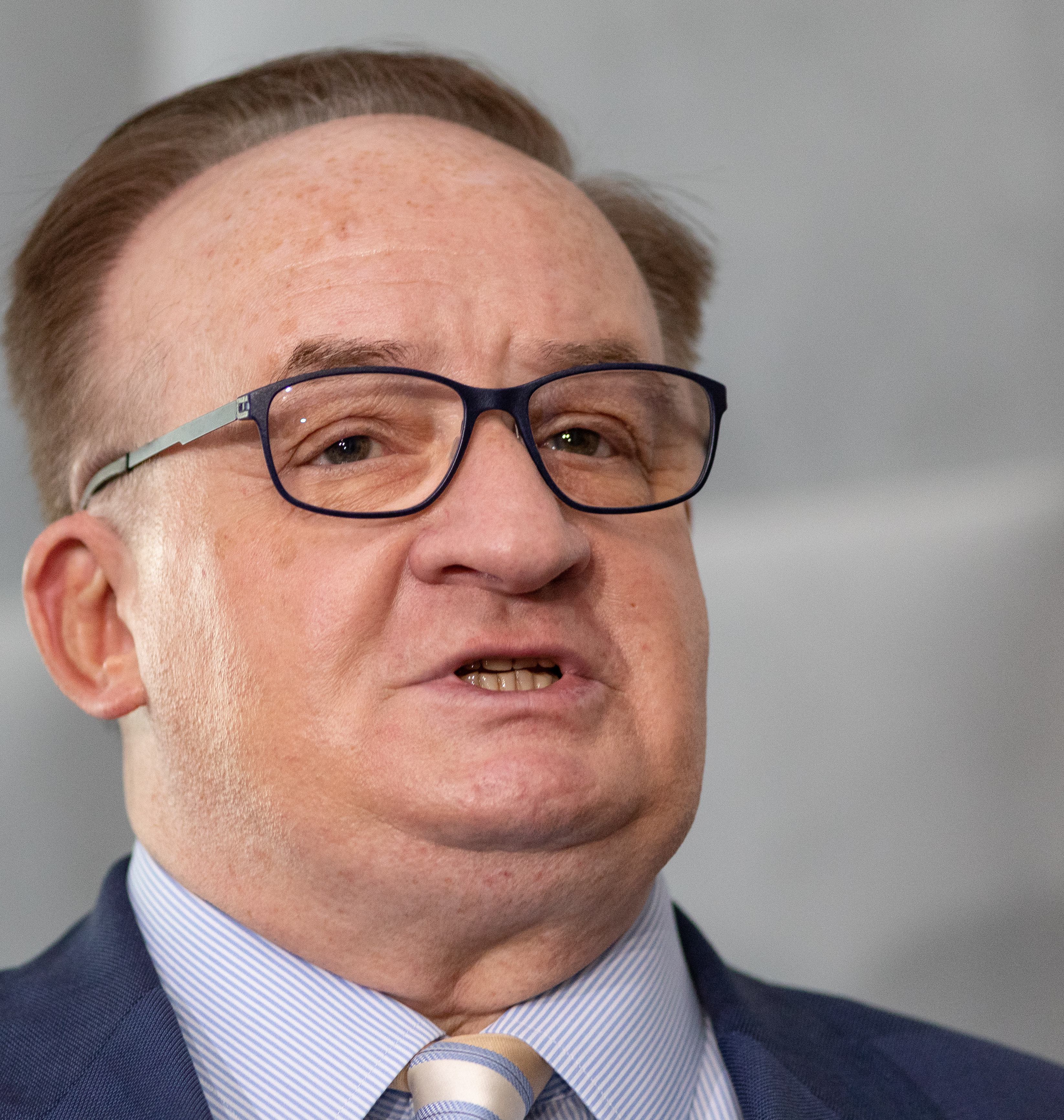 Saryusz-Wolski: "Tusk nie może agitować, łamie traktaty ...