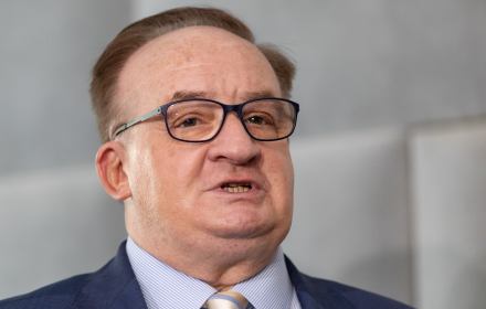 To projekt rezolucji, który będziemy głosowali w ten czwartek i piątek w Parlamencie Europejskim, na temat walki z koronakryzysem. Totalna, dowodzona w Brukseli przez Donalda Tuska, zadbała o to, że znalazła się w niej krytyka Polski.
"Jedziemy" TVP.info