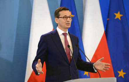 Ogromny sukces polskiej dyplomacji. Bardzo dobrze, że na zapleczu tych trudnych negocjacji MSZ, minister Szymański, bardzo skutecznie działał, żeby do takiego kompromisu.
Szczyt Rady Europejskiej w Brukseli