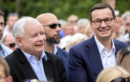 Opozycja jako pożyteczni idioci rządu. Bawili się w politykę, nic więcej Ranking Freedom House nie pozostawia złudzeń - Kaczyński i Morawiecki wyprowadzają demokrację z Polski