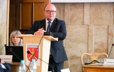 „Boję się o dzieci”, „Sami prowokujecie”, „To przyzwolenie na homofobię”. Kraśnik debatuje nad LGBT „Boję się o dzieci”, „Sami prowokujecie”, „To przyzwolenie na homofobię”. Kraśnik debatuje nad LGBT
