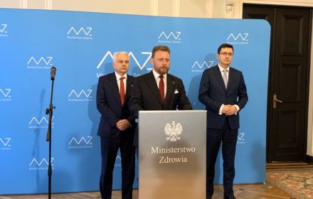 Pierwszy przypadek koronawirusa w Polsce. Naukowcy: mężczyźni chorują częściej, dzieci epidemia oszczędza Minister Zdrowia potwierdził - koronawirus jest w Polsce. Mamy pierwszy przypadek zachorowania w Zielonej Górze