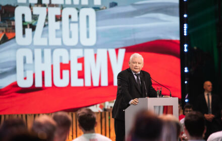 PiS jak ONR. Kaczyński pożąda pełnej kontroli nad życiem społecznym, dla mniejszości ma tylko przemoc