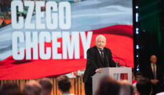 Jarosław Kaczyński przemawia do członków PiS
