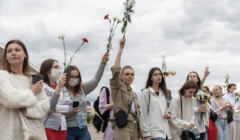 Pokojowy protest kobiet przeciwko przemocy rezimu bialoruskiego