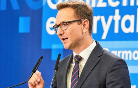 W polityce międzynarodowej jest zasada wzajemności. Jako ostatni kraj członkowski wysłaliśmy ustawę ratyfikacyjną o zasobach własnych. Ciężko teraz oczekiwać, że oni wyjmą nasz Plan i jako pierwszy zatwierdzą. To są skutki, konsekwencje działania Senatu.
"Polityczne Graffiti" Polsat News