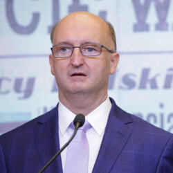 Piotr  Wawrzyk
