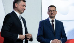 Zbigniew Ziobro i Mateusz Morawiecki na konferencji prasowej