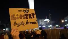 Kobiety protestują i pytają, gdzie dokonać aborcji