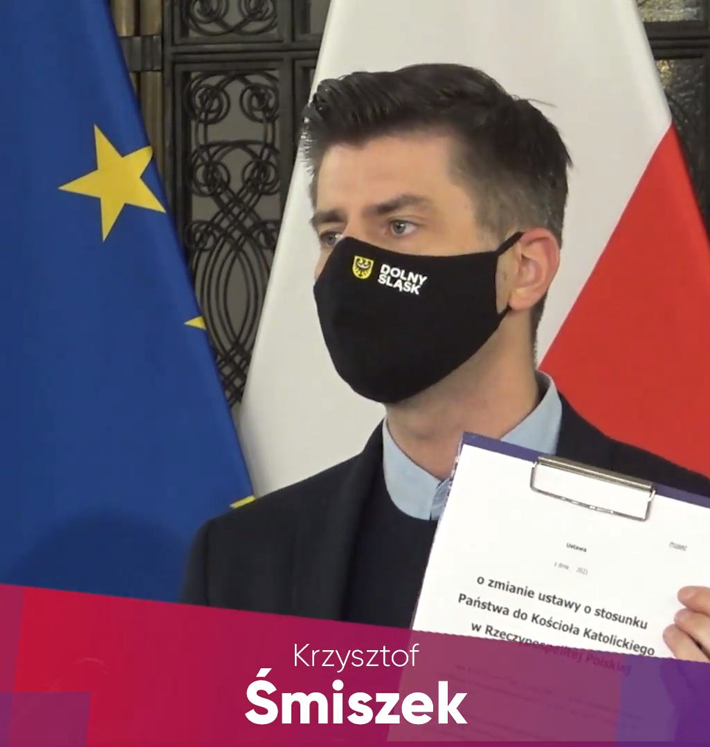 Krzysztof Śmiszek, poseł Lewicy, przedstawia w Sejmie projekt ustawy, znoszący możliwość przyznawania Kościołowi katolickiemu gruntów rolnych Skarbu Państwa na Ziemiach Odzyskanych.
