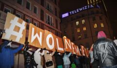 Protest w solidarności z mediami pod siedzibą TVP, 10.02.2021