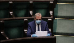 Drugi dzien 10 . posiedzenia Sejmu IX kadencji podczas epidemii koronawirusa