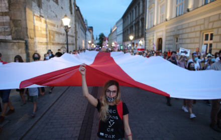 Marsz solidarnosci z Bialorusia w Krakowie Marsz dla Białorusi ulicami Krakowa