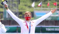 Katarzyna Zillmann cieszy się z medalu w Tokio