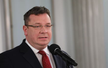 Minister Michał Wójcik na konferencji prasowej