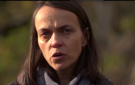 Katarzyna Wappa - Kobieta z długimi ciemnymi włosami