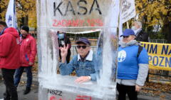 Budzetowka demonstruje w Warszawei
