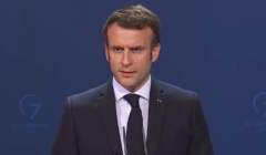 Emmanuel Macron przemiawia