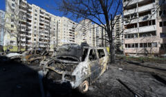 Kijów - zniszczone osiedle