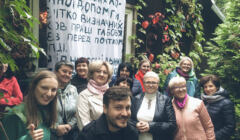 Marta (z lewej), Rusłana (w różowym szalu), Oksana (w skórzanej, czarnej kurtce), fot. mat. pras.