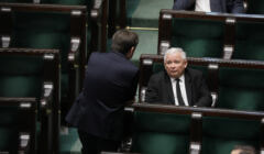 Jarosław Kaczyński na sali sejmowej
