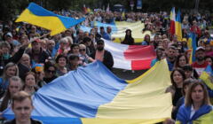 Marsz Wdziecznosci Ukrainców w Warszawie