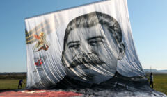 Józef Stalin na bannerze