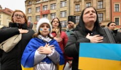 Ukraincy protestuja przeciwko atakowi Rosji na Ukraine i biernosci krajów Zachodu