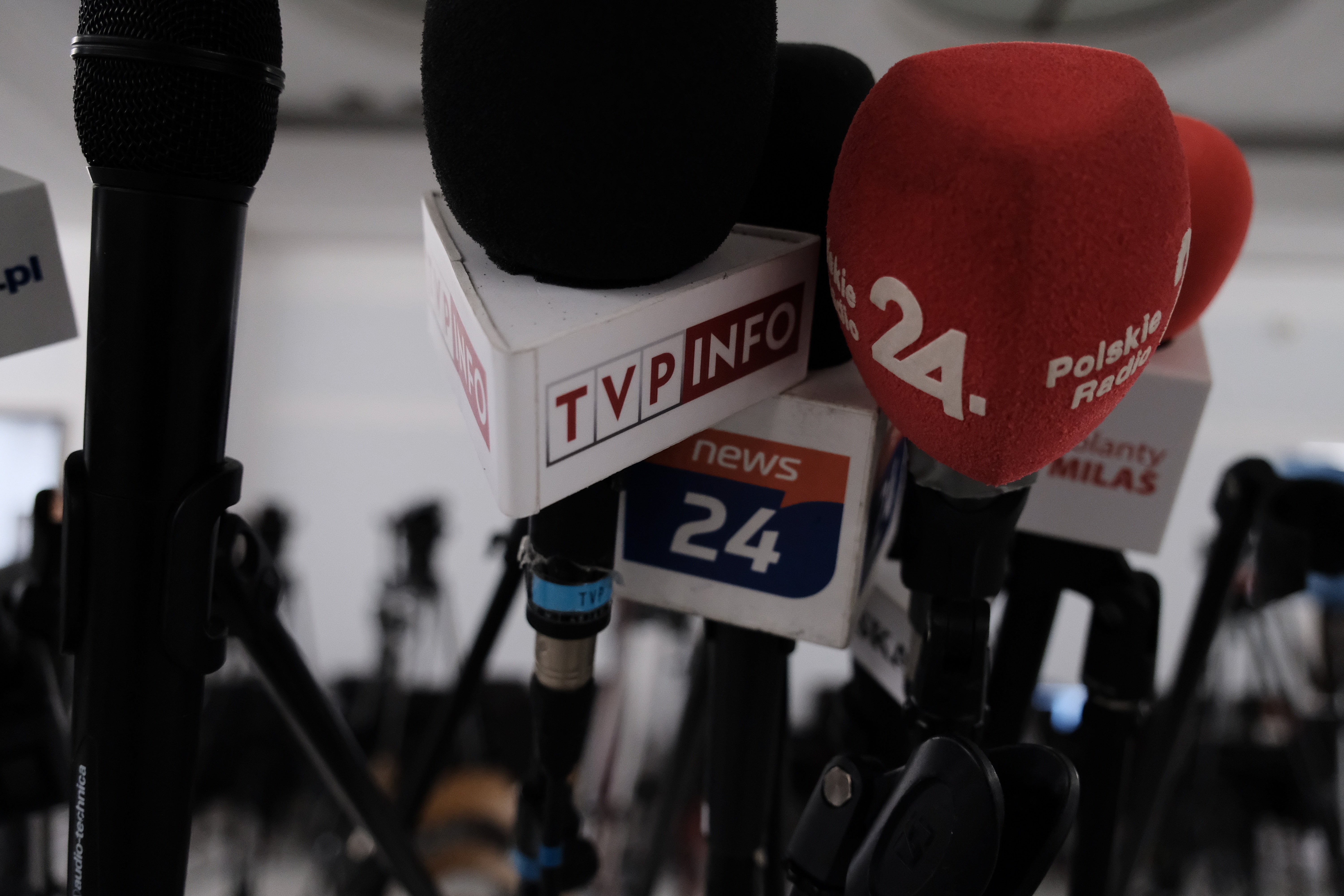Nowe przepisy UE wskazują kierunek głębokiej reformy mediów w Polsce. Co trzeba zmienić?