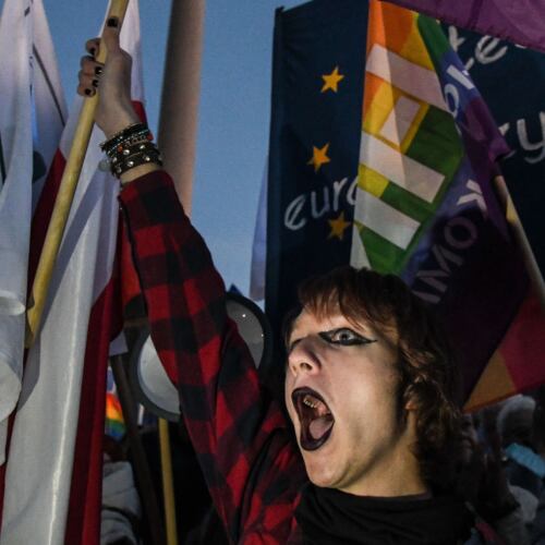 Zostajemy w UE. Demonstracja w Warszawie Warszawa, 10.10.2021. Zostajemy w UE – demonstracja na pl. Zamkowym