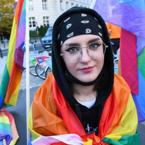 Protest przeciw ustawie StopLGBT Kai Godek pod Sejmem Warszawa, 28.10.2021. Protest przeciw ustawie StopLGBT Kai Godek